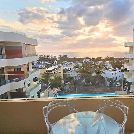 Zen Retreat With Stunning Sea Views And Sunsets Apartment Flic en Flac Exterior photo